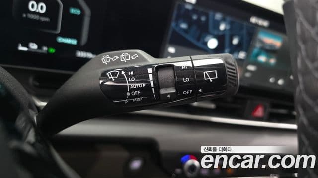 Kia Carnival 2024 — Photo 32/34