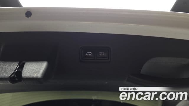 Kia Carnival 2024 — Photo 16/34