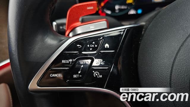 Mercedes-Benz E-Class 2021 — ფოტო 24/36
