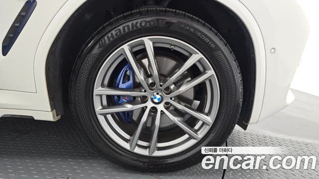 BMW X3 2019 — ფოტო 31/33