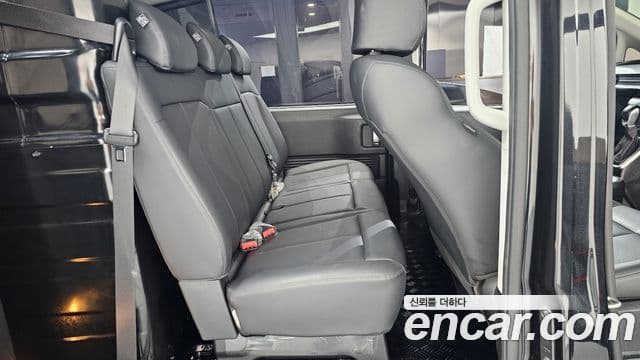 Hyundai Staria 2023 — Фото 11/20