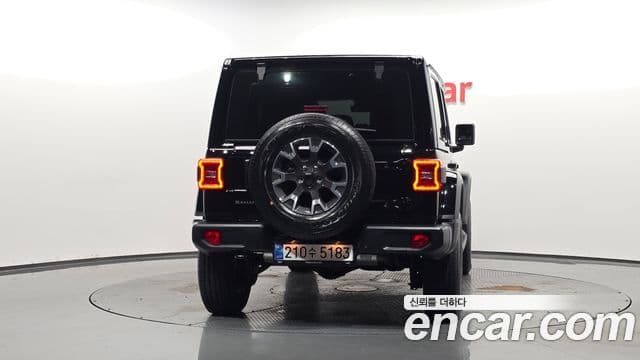 Jeep Wrangler 2025 — ფოტო 4/20
