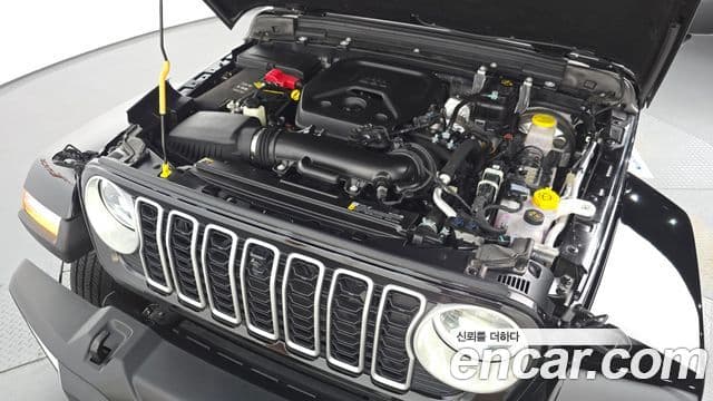Jeep Wrangler 2025 — ფოტო 6/20