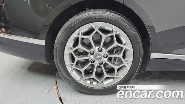 Genesis Electrified G80 2023 — Şəkil 5/20