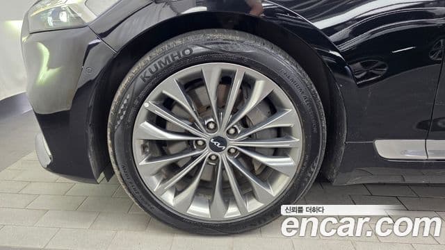 Kia The K9 2021 — ფოტო 4/20
