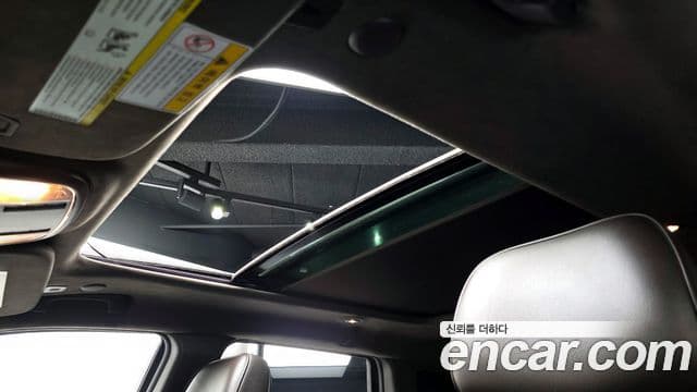 Jeep Grand Cherokee 2019 — Şəkil 18/20
