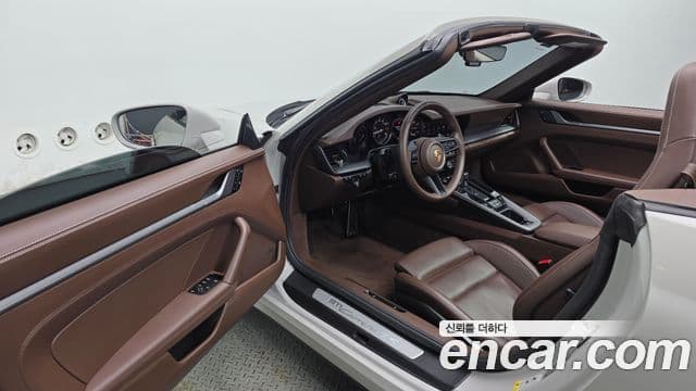 Porsche 911 2023 — ფოტო 10/20
