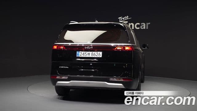 Kia Carnival 2022 — Фото 4/20