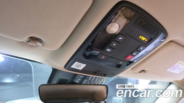 Kia Carnival 2022 — Фото 18/20