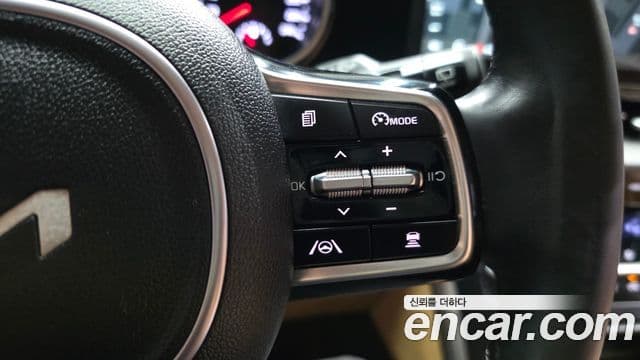 Kia Carnival 2022 — Şəkil 11/35