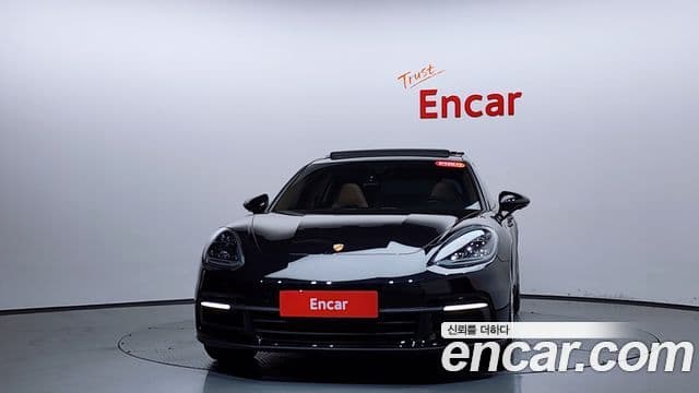 Porsche Panamera 2018 — Фото 3/20