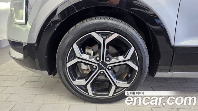 Kia Niro 2022 — Фото 4/20