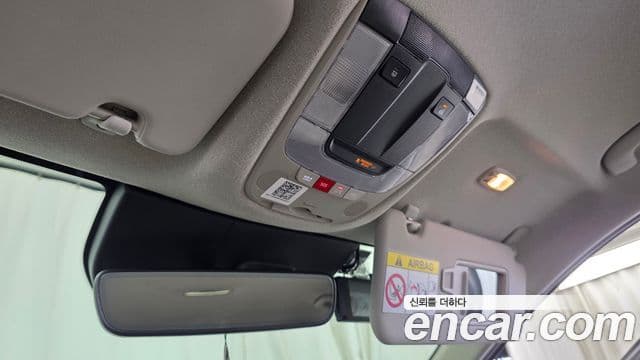 Kia Niro 2022 — Фото 16/20