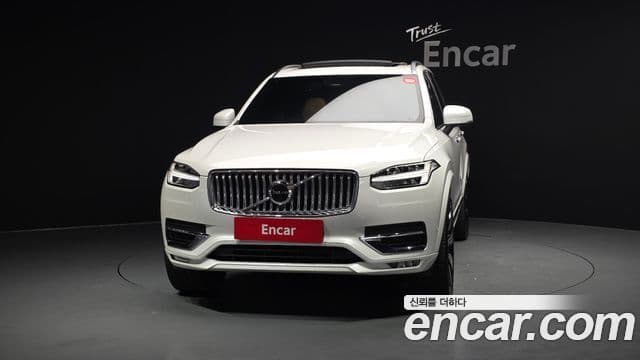 Volvo XC90 2023 — Фото 3/20