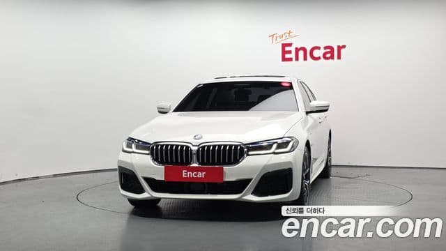 BMW 5 Series 2023 — ფოტო 3/20