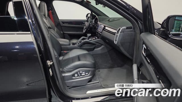 Porsche Cayenne 2019 — Şəkil 11/20