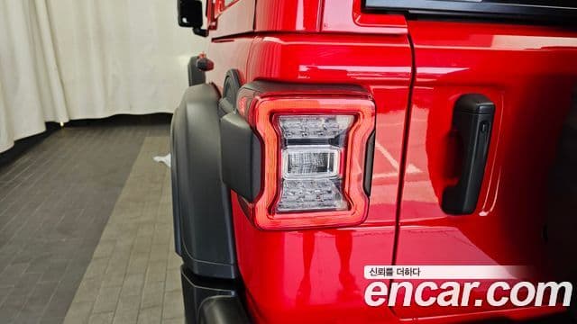 Jeep Wrangler 2021 — Photo 4/29
