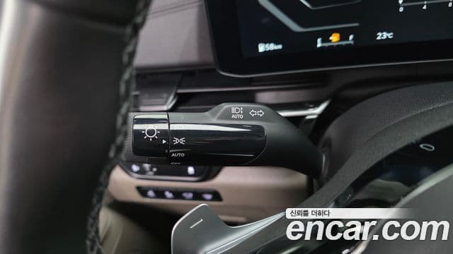 Kia Carnival 2023 — Şəkil 20/20