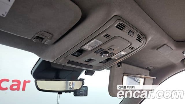 Cadillac Escalade 2023 — ფოტო 20/20