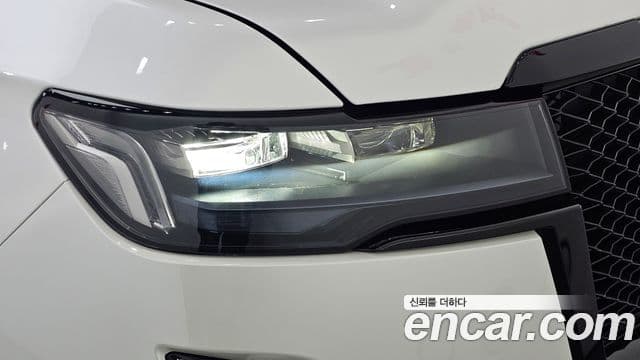 Cadillac Escalade 2023 — Photo 28/39