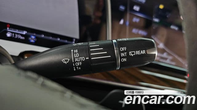 Cadillac Escalade 2023 — Photo 25/39