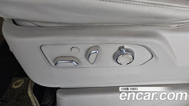 Cadillac Escalade 2023 — Photo 5/39