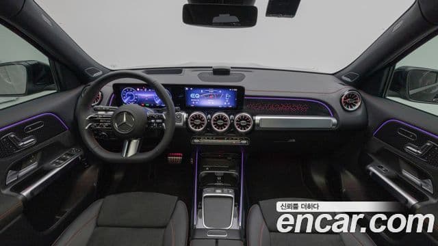 Mercedes-Benz EQB 2025 — ფოტო 12/19