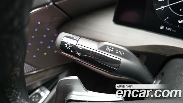 Kia K8 2023 — Şəkil 14/20