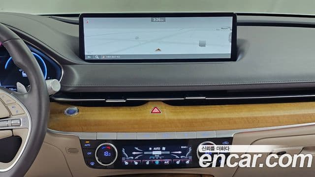 Genesis Electrified G80 2023 — ფოტო 14/20