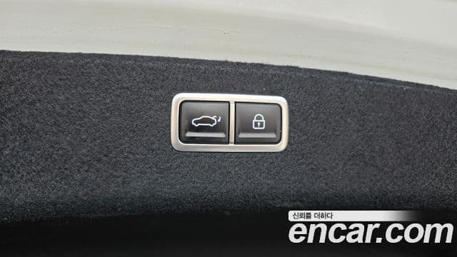 Genesis G80 2023 — ფოტო 31/34