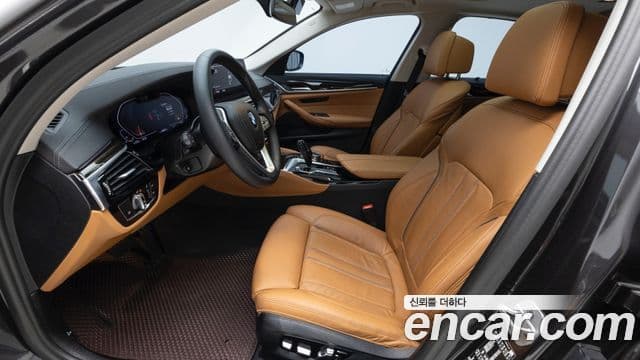 BMW 5 Series 2023 — Şəkil 6/20