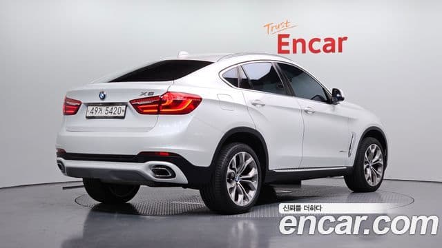 BMW X6 2018 — ფოტო 2/20