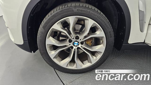 BMW X6 2018 — ფოტო 5/20