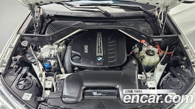 BMW X6 2018 — ფოტო 6/20
