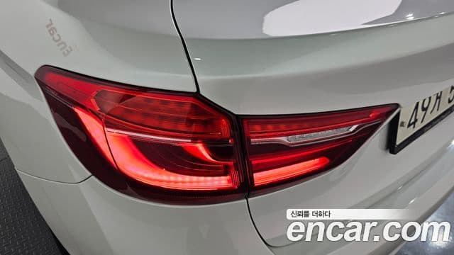 BMW X6 2018 — ფოტო 23/32