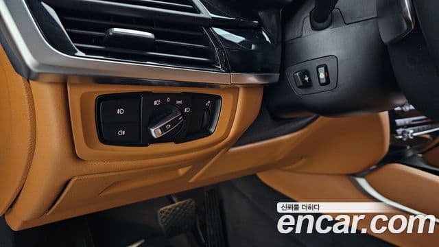 BMW X6 2018 — ფოტო 11/32