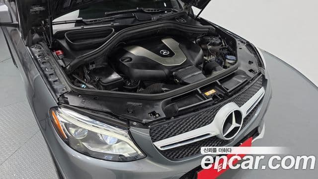 Mercedes-Benz GLE-Class 2018 — ფოტო 6/20