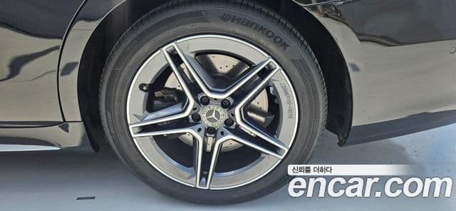 Mercedes-Benz S-Class 2021 — Photo 14/16