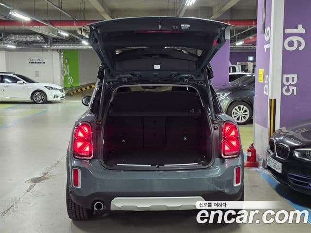Mini Cooper Countryman 2023 — Şəkil 17/19
