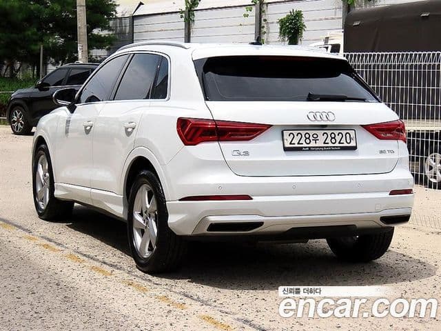Audi Q3 2020 — Photo 19/20