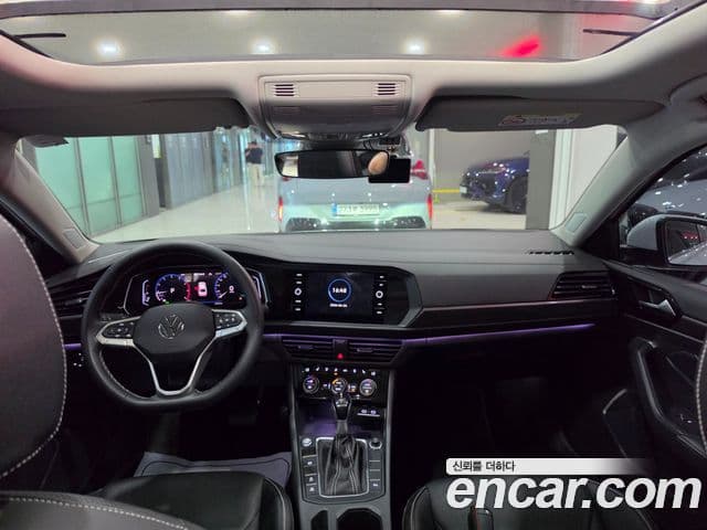 Volkswagen Jetta 2022 — ფოტო 6/19