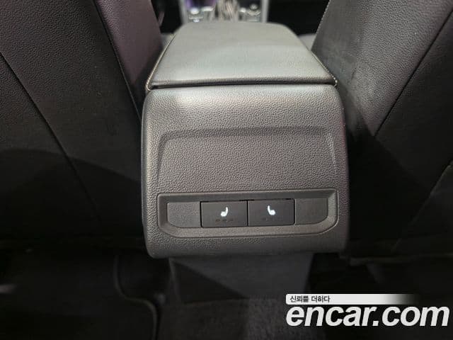 Volkswagen Jetta 2022 — ფოტო 16/19