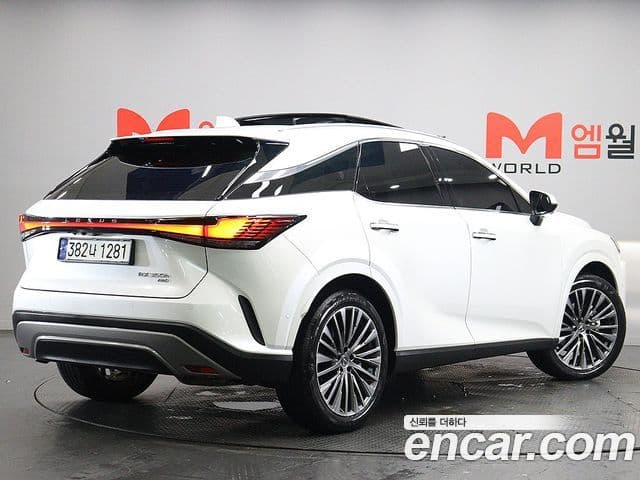 Lexus RX350h 2025 — Şəkil 17/20