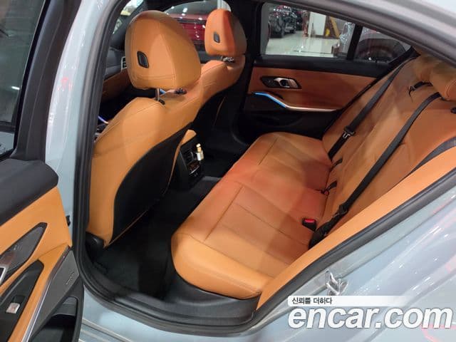 BMW 3 Series 2025 — Şəkil 10/20