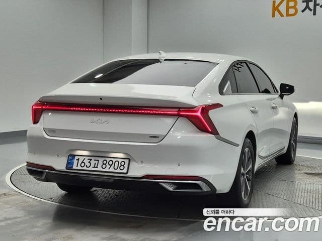 Kia K8 2022 — ფოტო 2/15