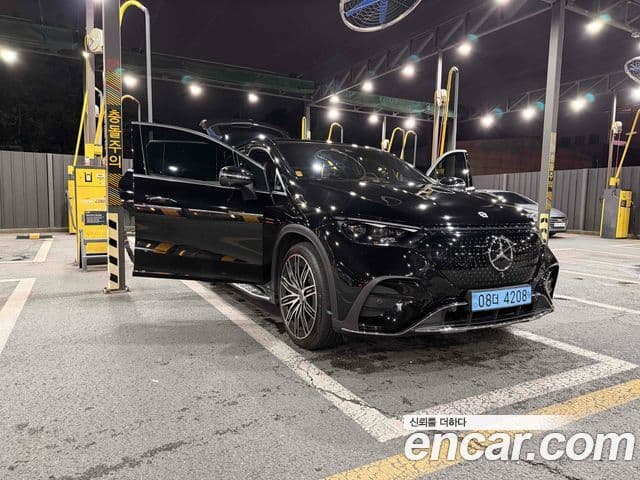 Mercedes-Benz EQE SUV 2023 — ფოტო 12/16