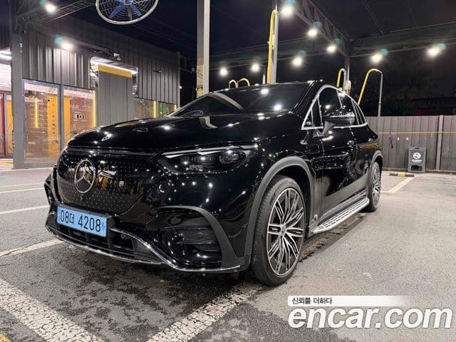 Mercedes-Benz EQE SUV 2023 — ფოტო 14/16