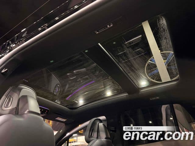 Mercedes-Benz EQE SUV 2023 — ფოტო 15/16