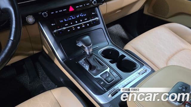Kia Carnival 2021 — Şəkil 8/20