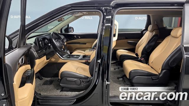 Kia Carnival 2021 — Şəkil 13/20